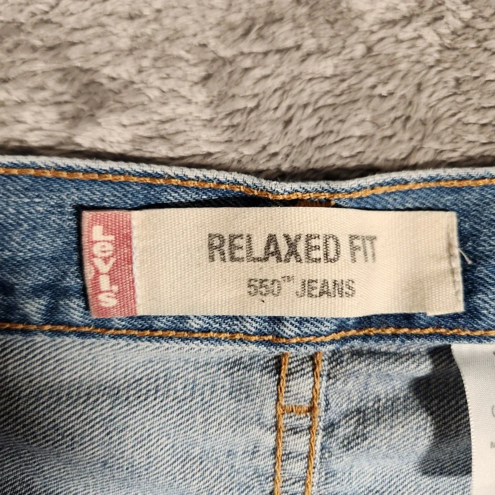 Levi's 550‎ Jeans Men's 40X30 Blue Relaxed Fit Light Wash Denim